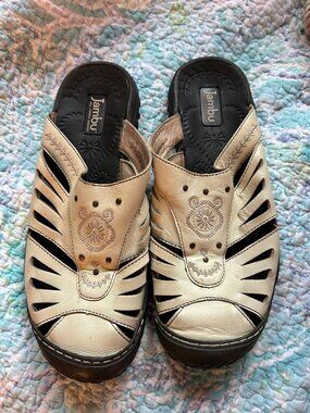 Jambu Leather Mule Sandals Womens 8M Cream Cutout Comfort Slip On Terra Traction